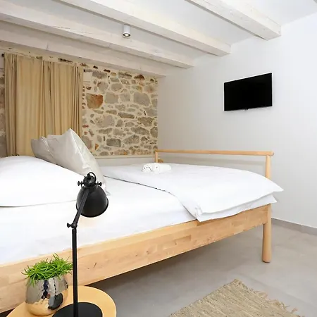 Sleeps 10 With Pool Air Con And Wifi 빌라